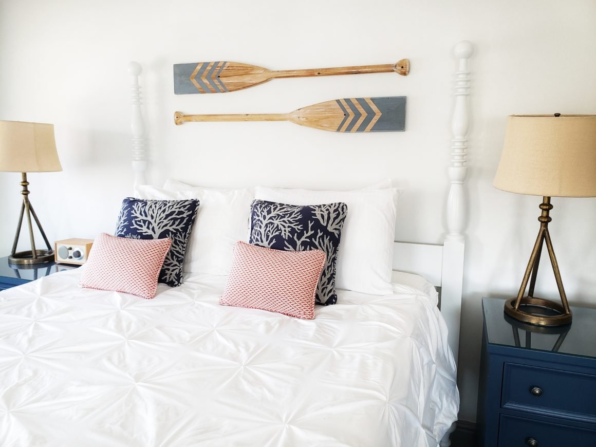 deluxe guest room in the Hoxie House at The Whaler's Inn 