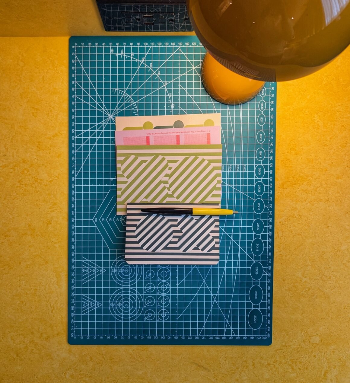 postcards and pen in the King room